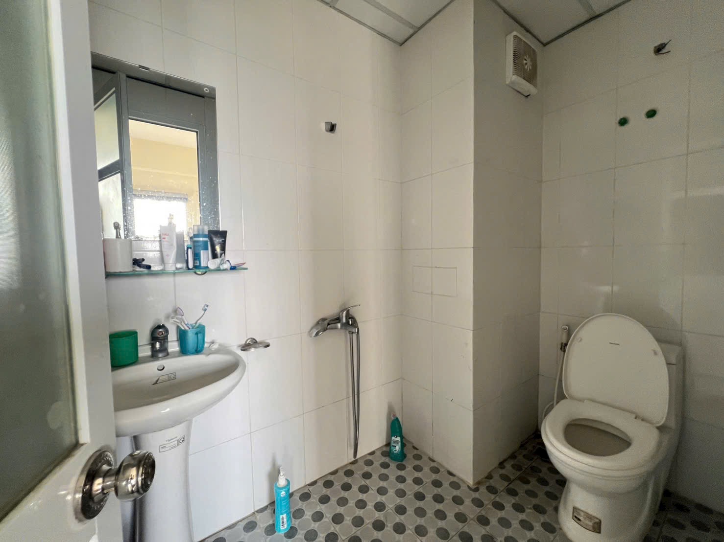 Bán Nhanh căn Chung Cư Thạch Bàn Nhỉnh 4 tỷ 70m2 2 PN 2 VS