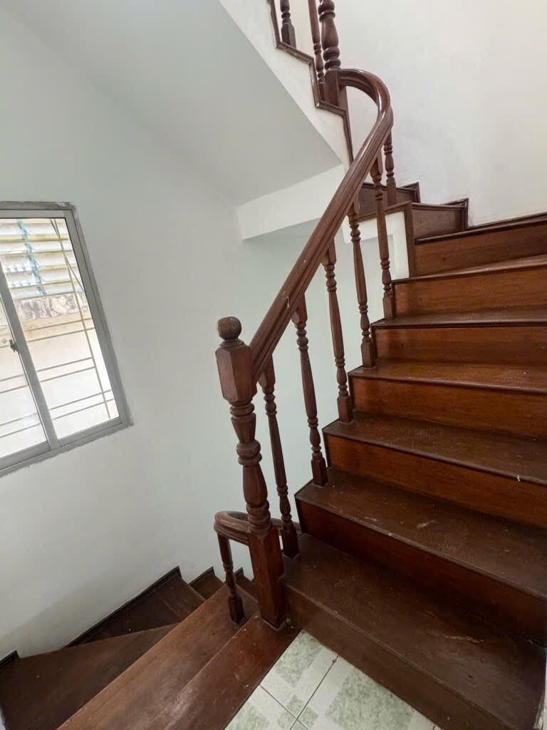 Chùa Bộc - Phân lô- Ngõ ô tô- hai thoáng trước sau-11.x tỷ