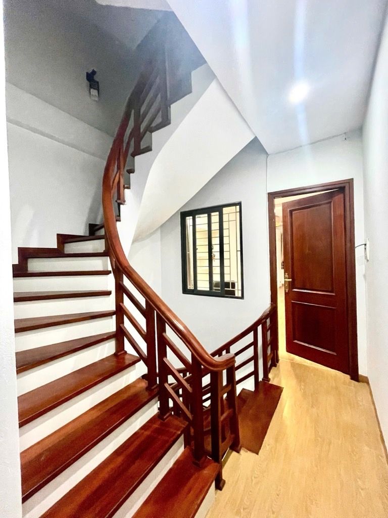 Bán nhà Khương Thượng- Vị trí đẹp -39m2-3 ngủ khép kín. 10.2 tỷ