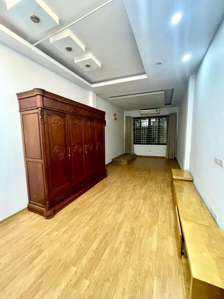 Bán nhà Khương Thượng- Vị trí đẹp -39m2-3 ngủ khép kín. 10.2 tỷ