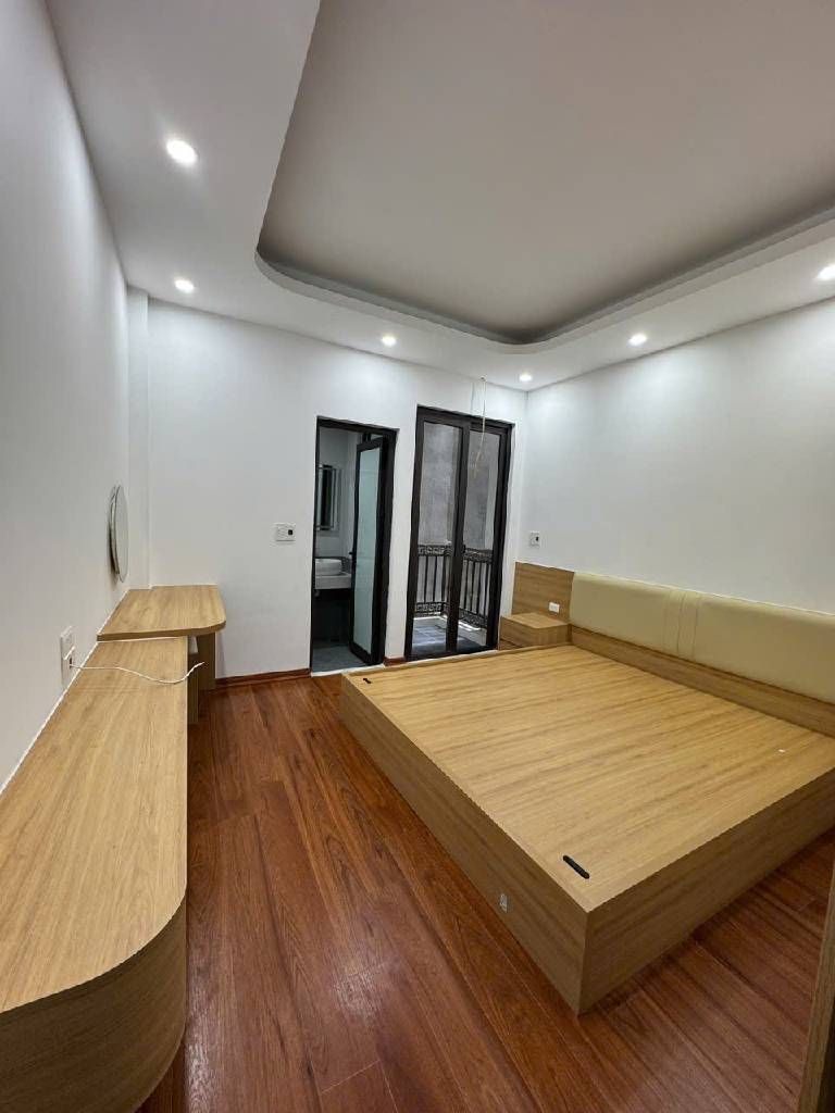 Vũ Ngọc Phan - Đống Đa- Vị trí đẹp,Nhà đẹp- 5.5 tầng thang máy-33m2,full nội thất,3 ngủ khép kín.Giá chào:7.9 tỷ