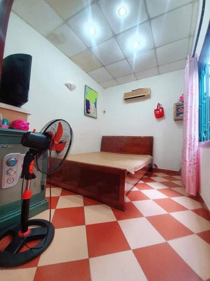 Lệnh Cư- Văn Miếu- Đống Đa- Trước nhà sân rộng 5m-43m2- Nhỉnh 4 tỷ