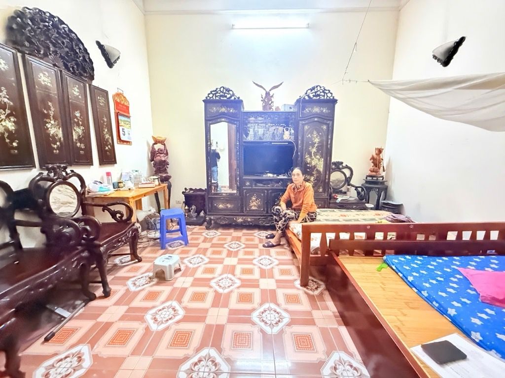 Đội Cấn - Ba Đình- Nhà đẹp dân xây- Gần phố-52.1m2- 3 ngủ. Nhỉnh 7 tỷ