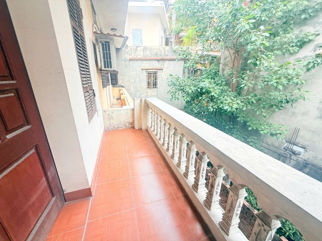 Đội Cấn - Ba Đình- Nhà đẹp dân xây- Gần phố-52.1m2- 3 ngủ. Nhỉnh 7 tỷ