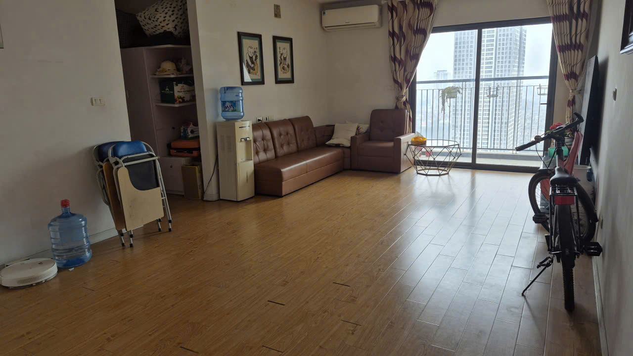 bán căn Hộ chung cư,tòa GOLDSILK . tại vạn phúc Hà Đông. DT 94m2