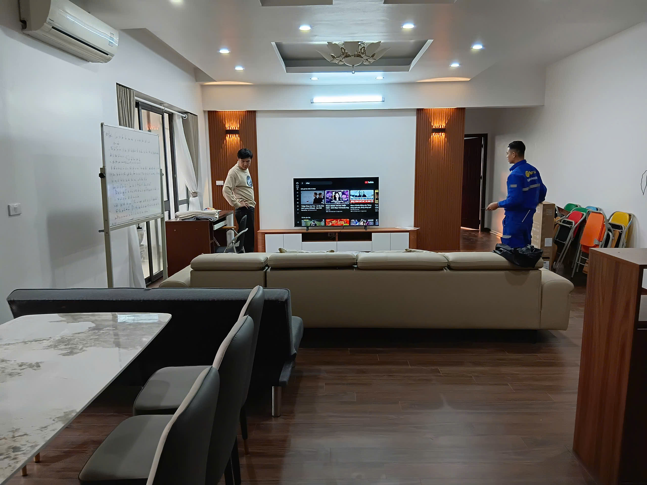 cần bán căn Hộ chung cư,tòa -CT5C . tại KĐT Văn Khê Hà Đông. DT 166m2. 8.6 tỷ