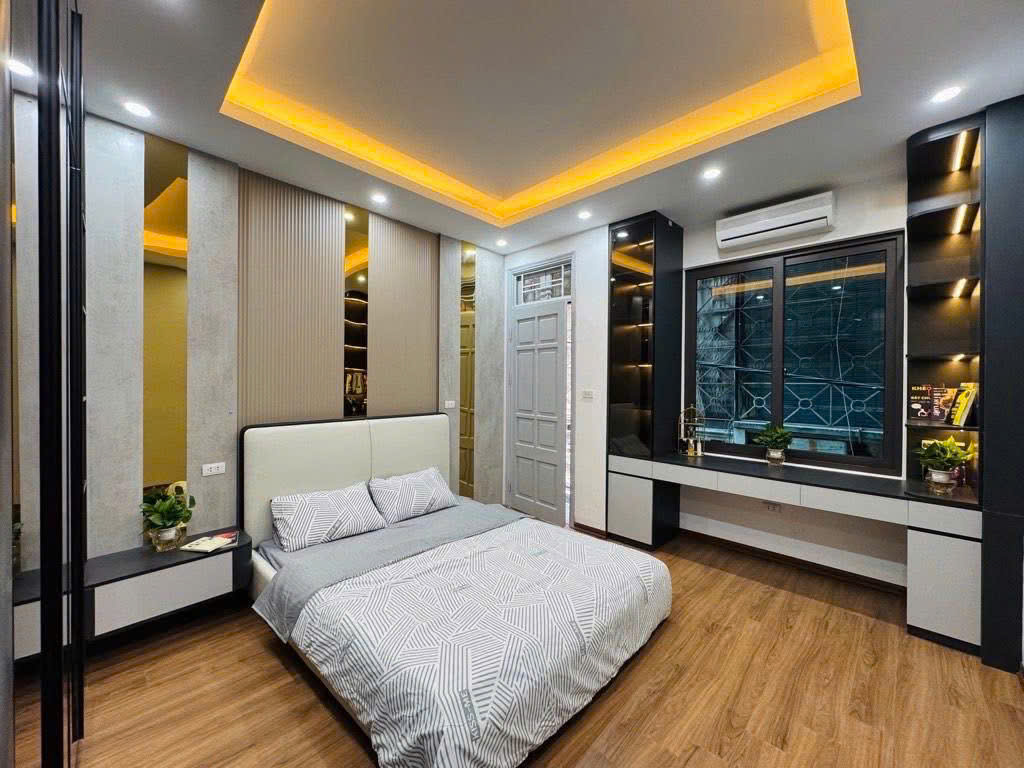 Bán nhà cực hiếm Thuỵ Phương - DT 34m² x 5 tầng - Xây mới ở luôn - chỉ hơn 5 tỷ.