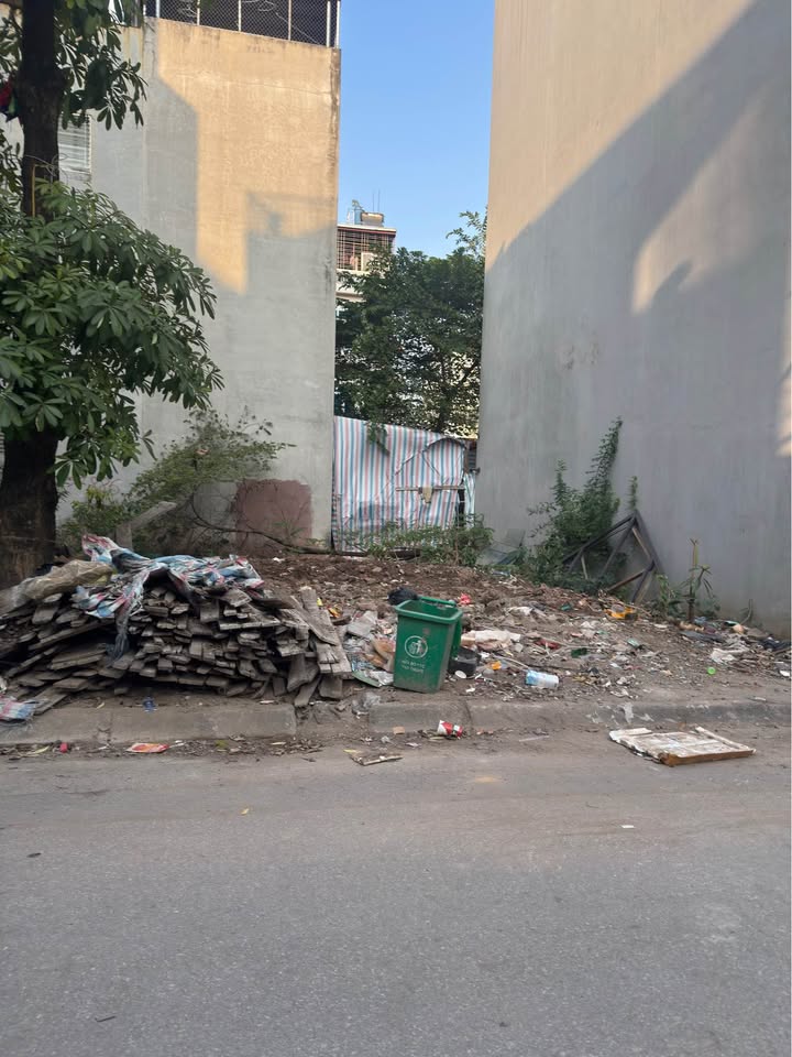 Bán gấp lô đất Thuỵ Phương - DT 38m² - MT 4,2m - giá chỉ hơn 3 tỷ.