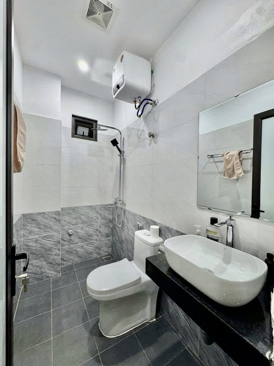 Bán nhà cực hiếm Thuỵ Phương - DT 34m² x 5 tầng - Xây mới ở luôn - chỉ hơn 5 tỷ.