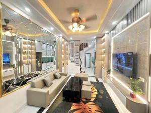 BÁN NHÀ CỰC HIẾM THỤY PHƯƠNG - DT 34m² x 5 TẦNG - XÂY MỚI Ở LUÔN - NHỈNH 5 TỶ.