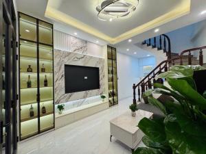 Bán nhà cực hiếm Thuỵ Phương - DT 34m² x 5 tầng - Xây mới ở luôn - chỉ hơn 5 tỷ.