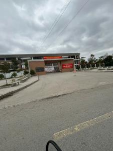 NHÀ ĐẤT QUANG TIẾN SÁT VÁCH VIN, TUYẾN METRO 300M