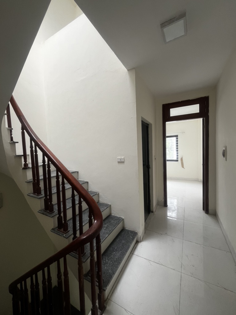 NHÀ RIÊNG NGÔ QUYỀN - 4 TẦNG Ở LUÔN - VỊ TRÍ YÊN TĨNH