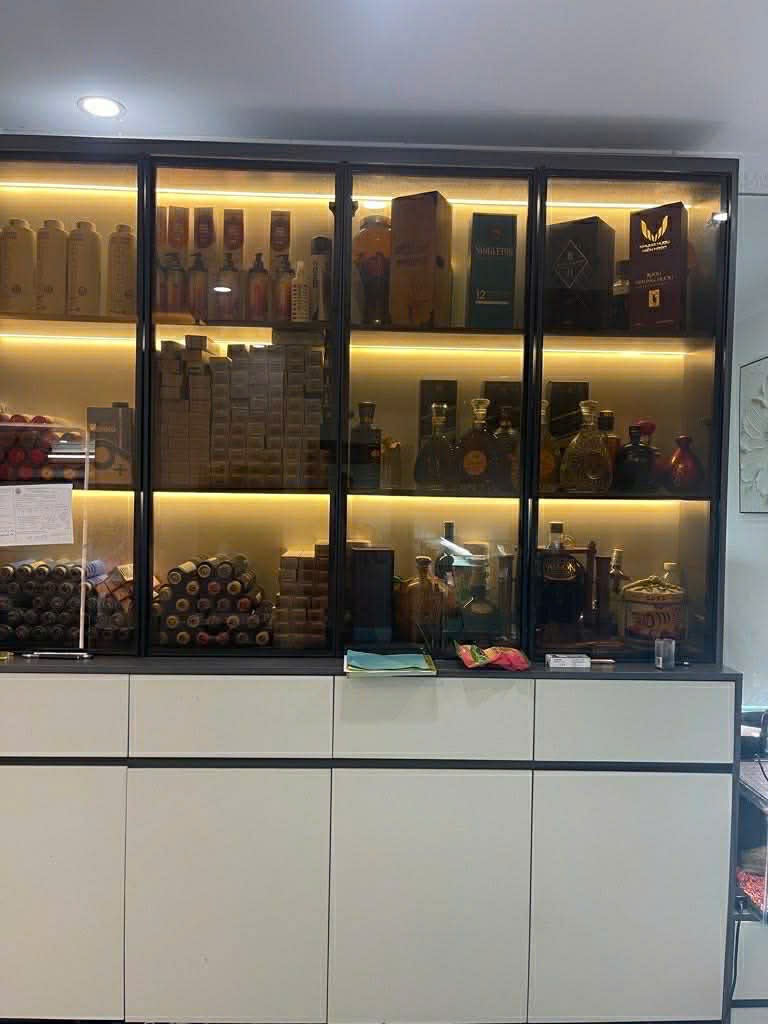 nhà đẹp lô góc thiết kế hiện đại 6 tầng fuLL nội thất