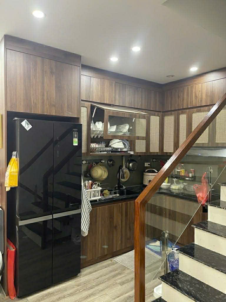 nhà đẹp lô góc thiết kế hiện đại 6 tầng fuLL nội thất