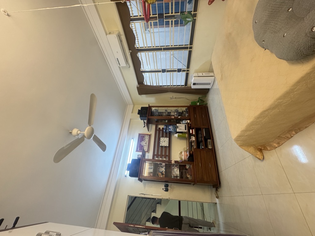 Nhà đẹp Hà Huy Tập,mặt tiền rộng,50m2 ,5.75 tỷ