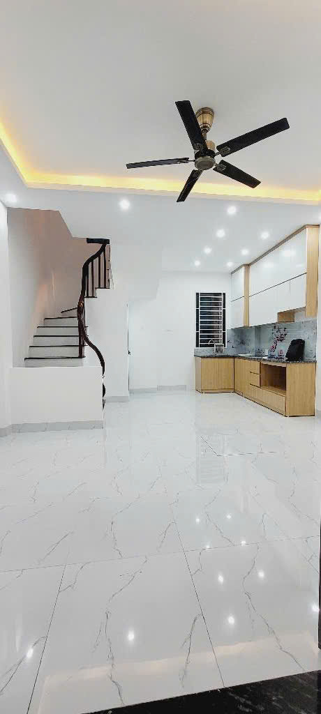 Bán nhà yên nghĩa hà đông Diện tích 45 m2 x 4 tầng Mặt tiền 4 m giá hơn 5 tỷ