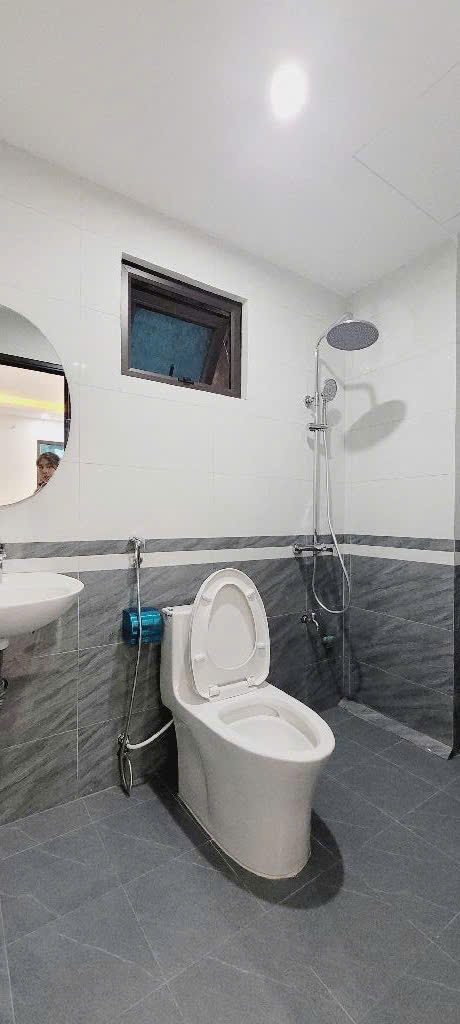 Bán nhà yên nghĩa hà đông Diện tích 45 m2 x 4 tầng Mặt tiền 4 m giá hơn 5 tỷ