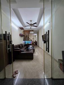 Bán nhà phố Đông Thiên 35m2 x 4 tầng nở hậu