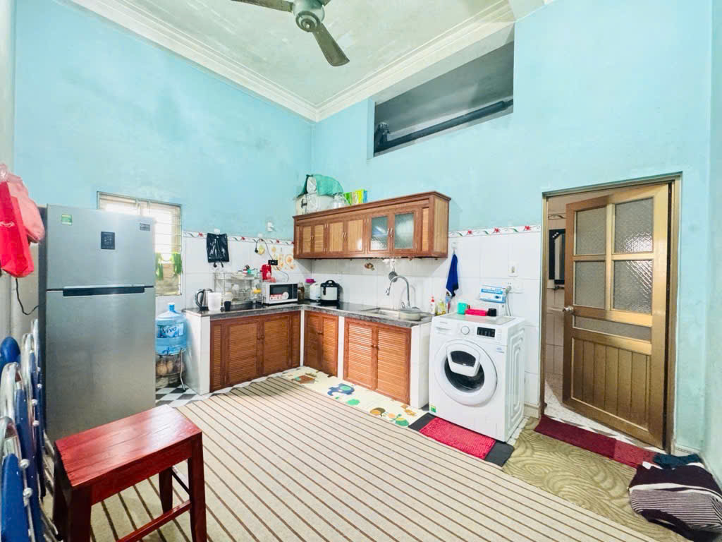 Bán nhà 3 tầng Xuân Sơn - 168m - MT 8m nở hậu - ô tô vào - Giá 5,2 tỷ