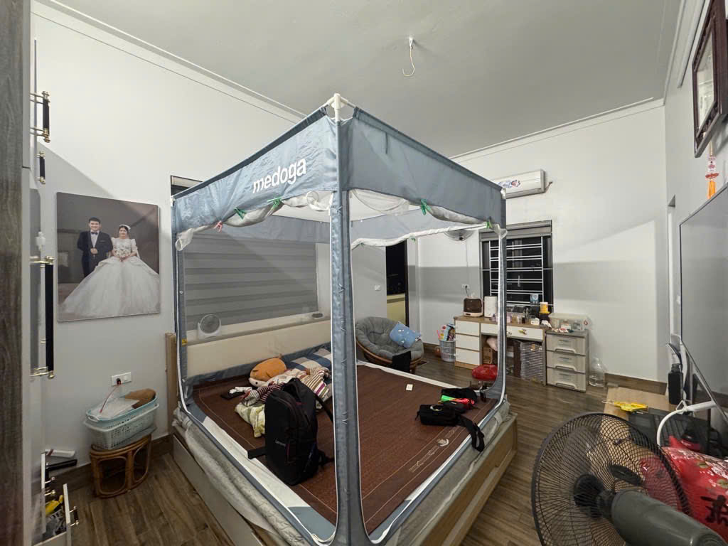 Nhà đẹp 3 tầng Tiên Dược, 112m sử dụng. ô tô vào nhà - gần QL 3 - 6 đồng chẵn.