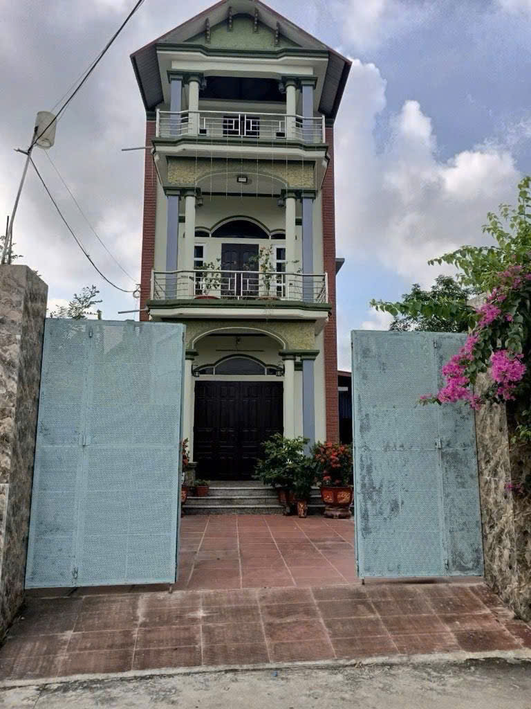 Bán nhà 3 tầng Xuân Long, Tân Dân, Kim Anh - 264m - đường bìa làng 8m - 5,8 tỷ