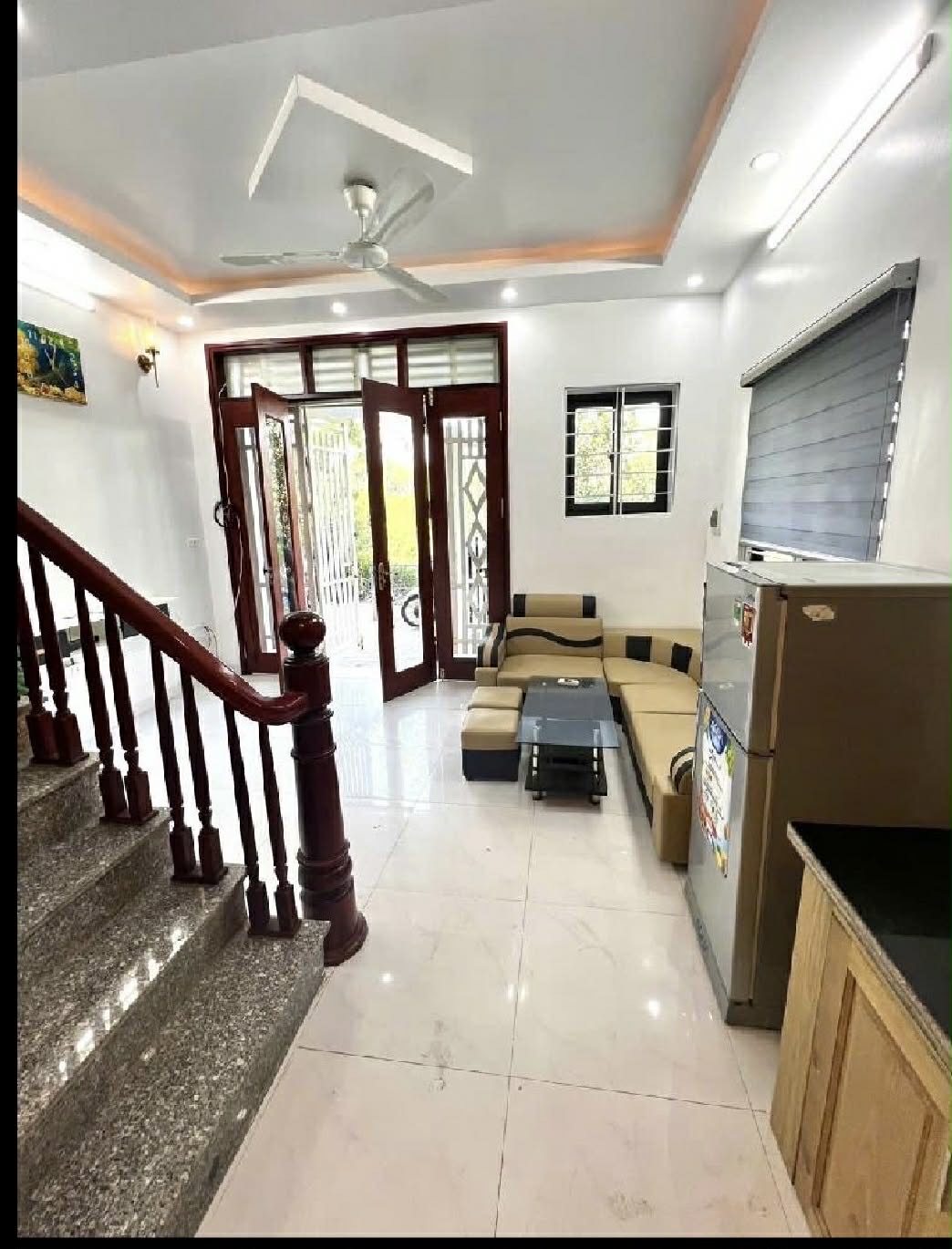 Bán nhà có 3 góc mặt thoáng, chủ cần bán nhanh