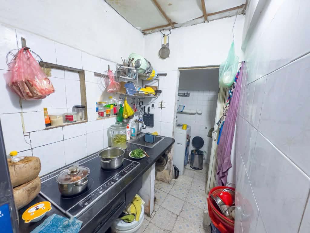 BÁN NHÀ Chùa Hà (Cầu Giấy) - 30m2 - Lô góc mặt ngõ thông kinh doanh, tầm tiền nhiều khách - 6 tỷ.