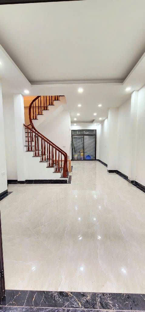 Bán nhà xây mới tinh Trương Định – Trại Cá