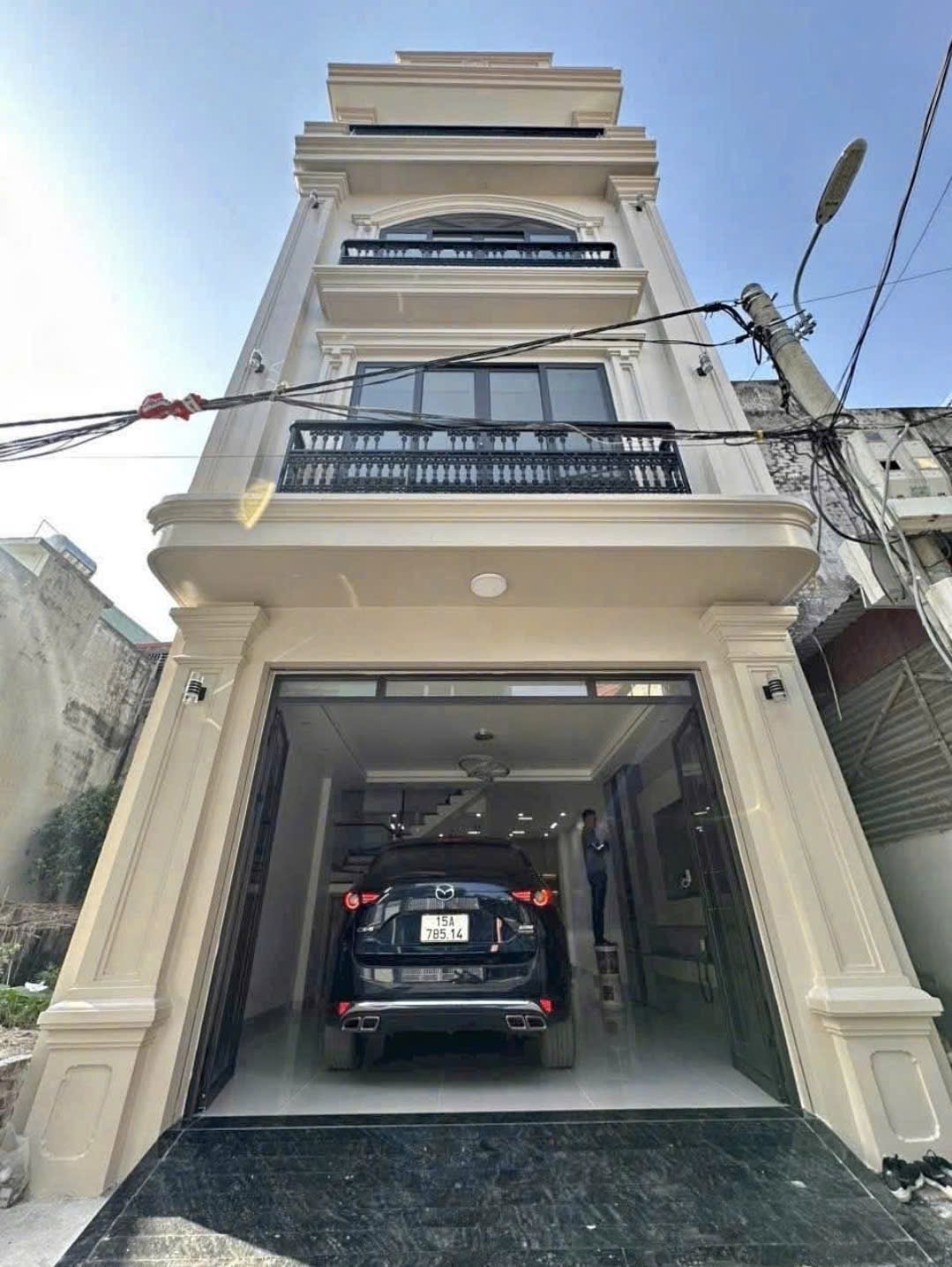 Bán nhà 50m mặt chính lai xá vị trí đẹp