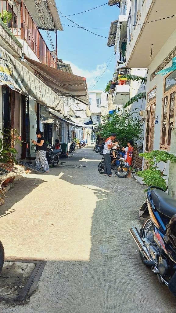 Bán nhà riêng tại Đường Nguyễn Văn Quá, Quận 12, Hồ Chí Minh