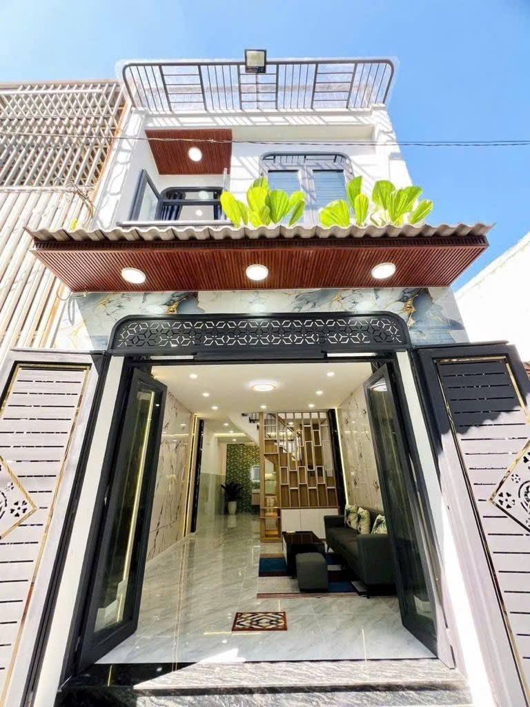 HẺM Ô TÔ – NHÀ 2 TẦNG BTCT – FULL NỘI THẤT – ĐẸP KENG