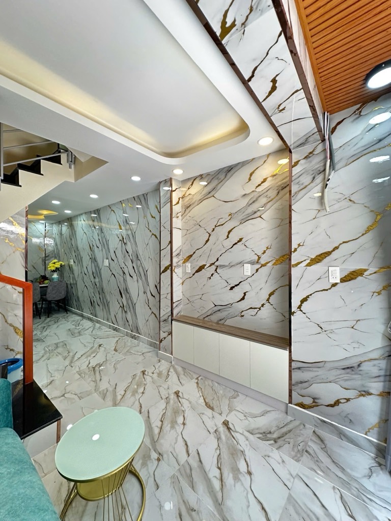 Nhà đẹp 4 tầng - hẻm xe hơi đỗ - quận 5 giáp quận 1