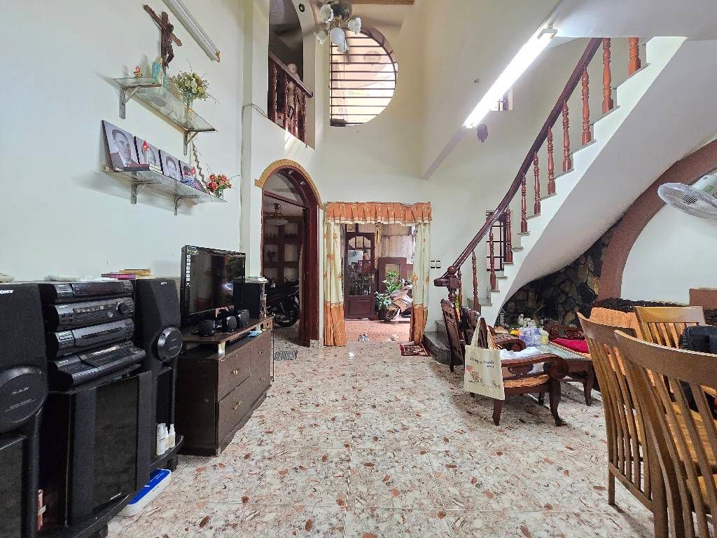 NHÀ MỚI HIẾM NGANG 6M - CÁCH MT LÊ VĂN SỸ 1 CĂN NHÀ - XE HƠI ĐỔ CỔNG NHÀ - 5 TẦNG - 5PN - CHỈ VỚI 14 TỶ