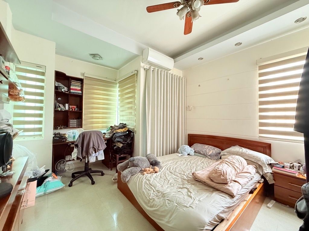 NHỈNH 12TỶ CÓ NGAY MẶT TIỀN KINH DOANH PHƯỜNG 4 TÂN BÌNH - OTO NGỦ TRONG NHÀ - 68M2 - 5 TẦNG - VỪA Ở VỪA LÀM VĂN PHÒNG ĐẠI DIỆN