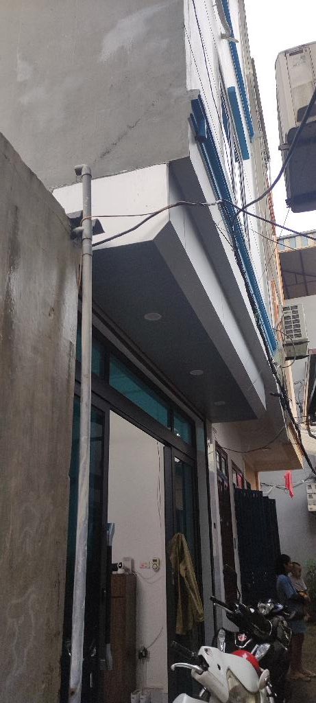 Nhà đẹp Ngọc Thuy, Mặt tiền rộng, sát xe to tránh. 45m 6.5 tỷ