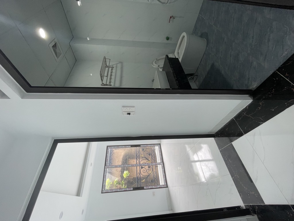 Bán nhà Mỹ Đinh  ở luôn . DT:30m  giá nhỉnh 8 tỷ