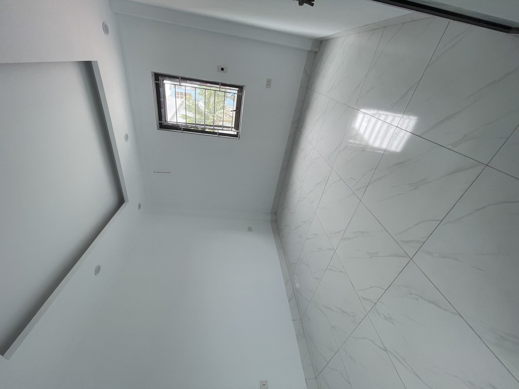 Bán nhà Mỹ Đinh  ở luôn . DT:30m  giá nhỉnh 8 tỷ