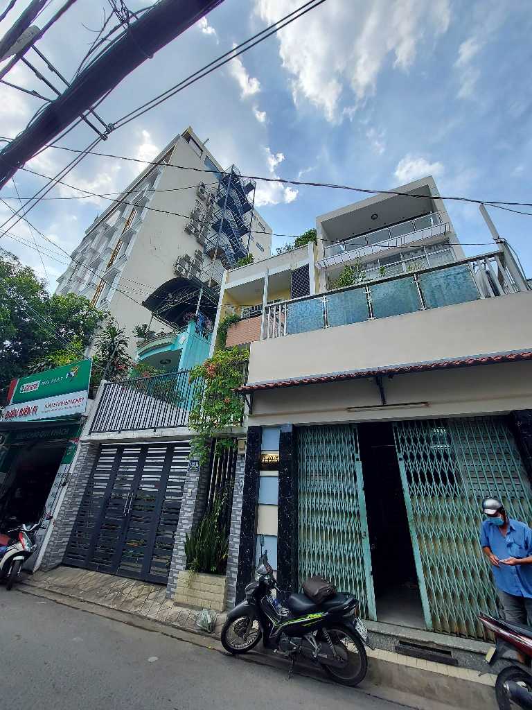 BÁN NHÀ 4 TẦNG, DIỆN TÍCH 43,1m (NGANG 5 DÀI 9), GẦN ĐƯỜNG TRẦN XUÂN SOẠN, PHƯỜNG TÂN THUẬN TÂY, CÁCH HẺM XE HƠI VÀI BƯỚC CHÂN, GIÁ 7.X TỶ