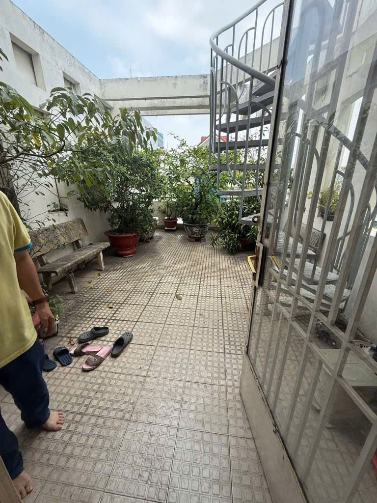 Nhà MT 1 trệt 1 lầu 72m (4,1x21), gần đường Mai Văn Vĩnh, Phường Tân Hưng, giá 14,8 tỷ