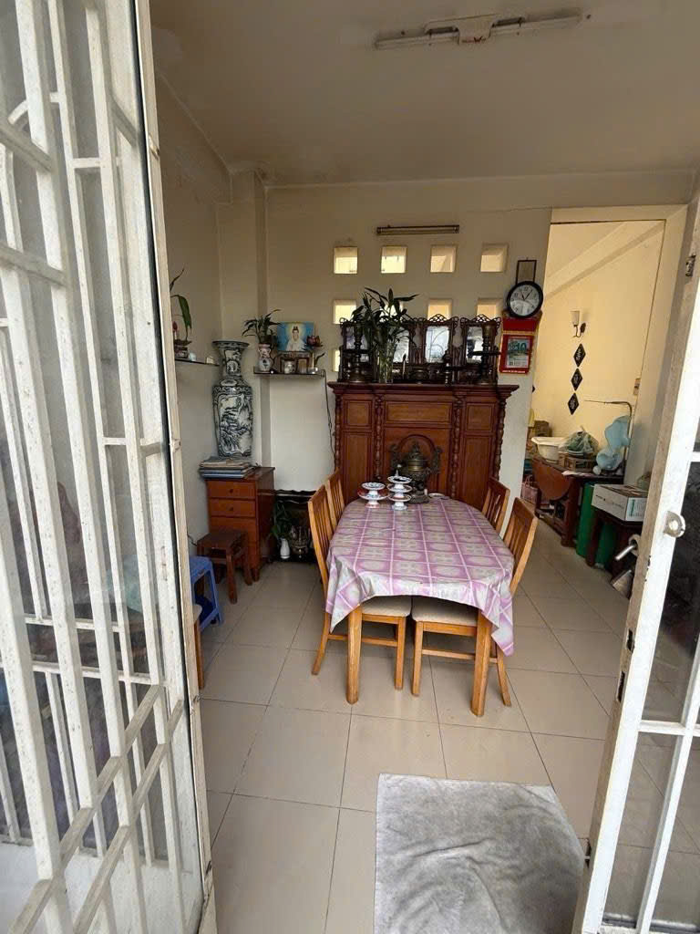 Nhà MT 1 trệt 1 lầu 72m (4,1x21), gần đường Mai Văn Vĩnh, Phường Tân Hưng, giá 14,8 tỷ