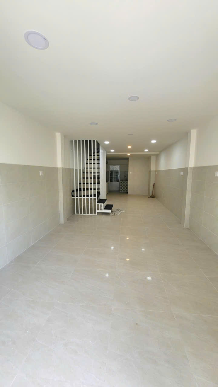 Nhà 2 tầng đường Lâm Văn Bền, Phường Bình Thuận, Q7, 27,5m (3,5x12), hẻm 3m, giá 3,3 tỷ