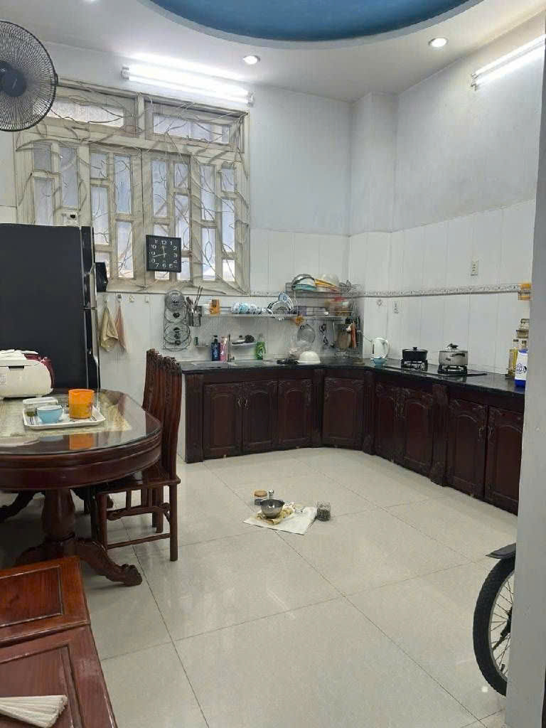 Đường Dạ Nam, Quận 8, nhà 4 tầng BTCT 48m (4x14), HXH, giá 10.x Tỷ