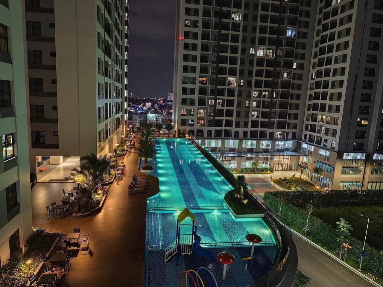 Bán căn hộ cao cấp PRIVIA KHANG ĐIỀN, đã có sổ, 69m, 2PN, giá 4,5 tỷ TL