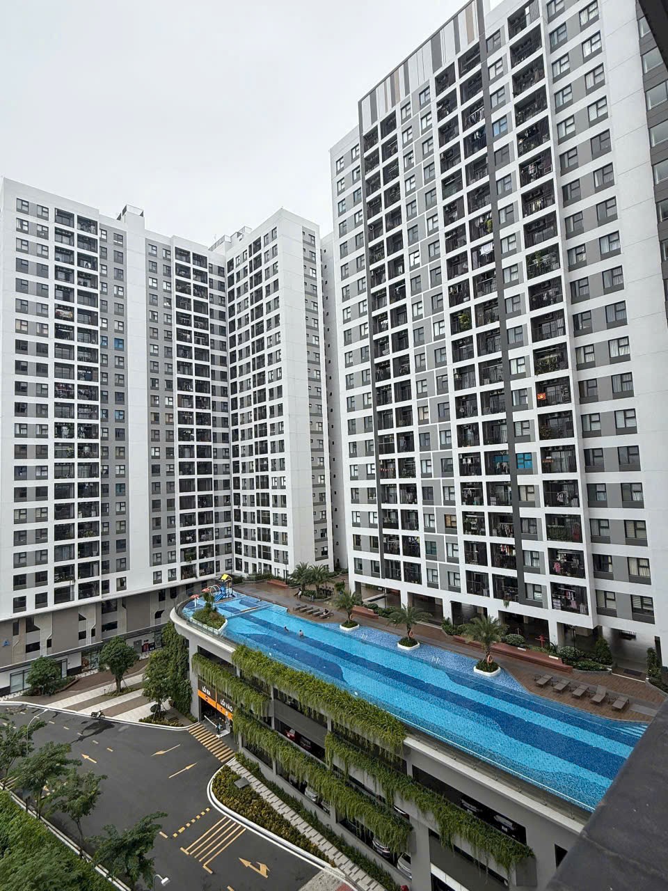 Bán căn hộ cao cấp PRIVIA KHANG ĐIỀN, đã có sổ, 69m, 2PN, giá 4,5 tỷ TL