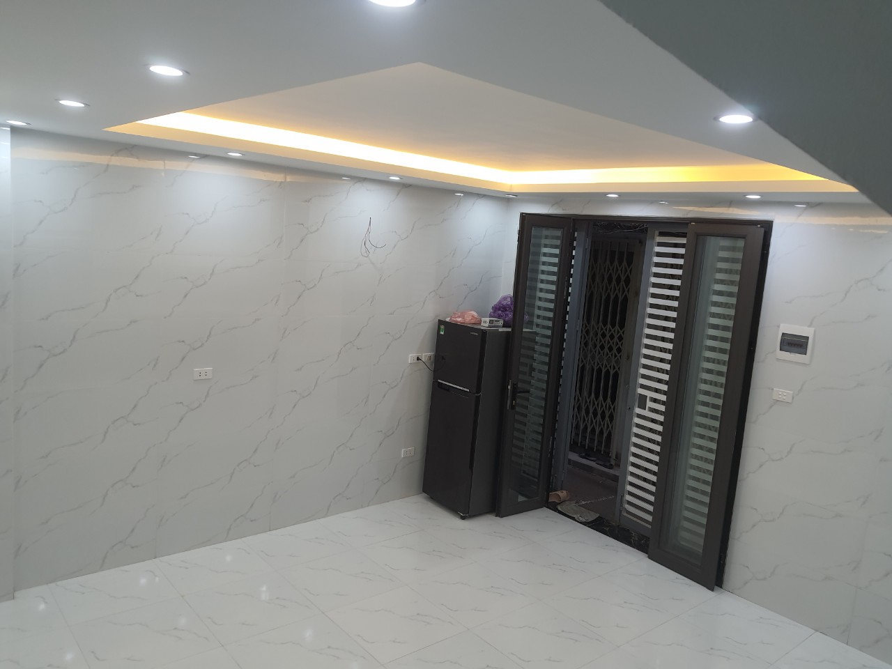 BÁN NHÀ NGÕ 211 KHƯƠNG TRUNG, 30M2, 3.2 TỶ