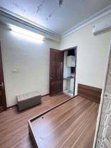 BÁN NHÀ NGÕ KHÂM THIÊN THÔNG THOÁNG TIỆN ÍCH BẠT NGÀN