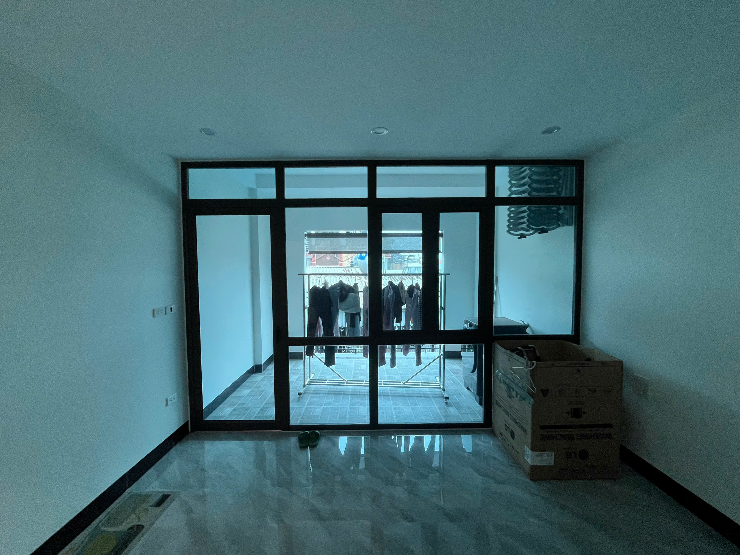 BÁn Gấp nhà ở đường Lai Xá, cạnh Đh Thành Đô - TUCSON ngủ trong nhà chào hơn 7t xíu