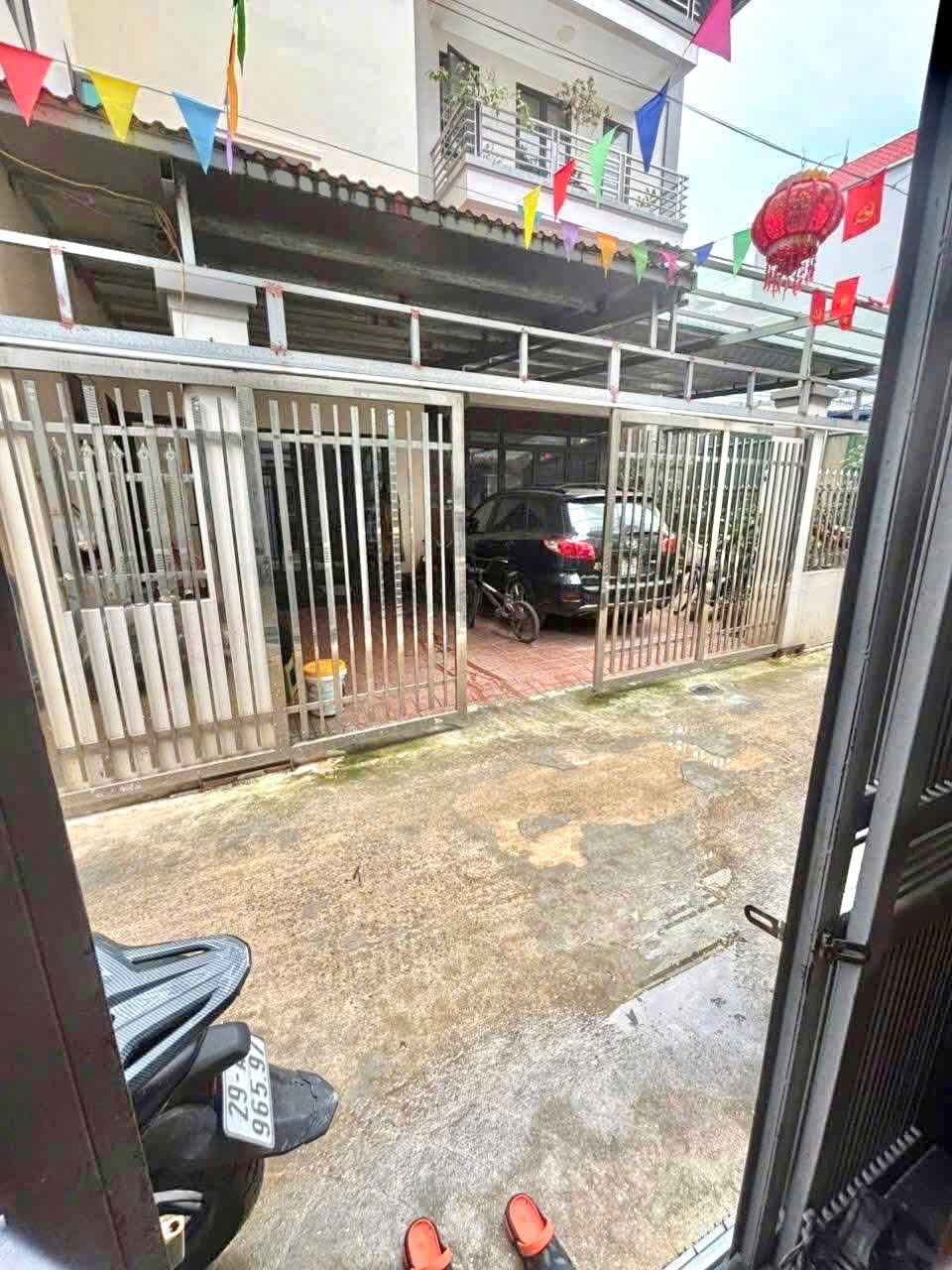 Bán nhà ở Nhổn 33m2 – Ô tô 7 chỗ đỗ cửa – Cách 20m ra phố, ngõ thông, ở ngay