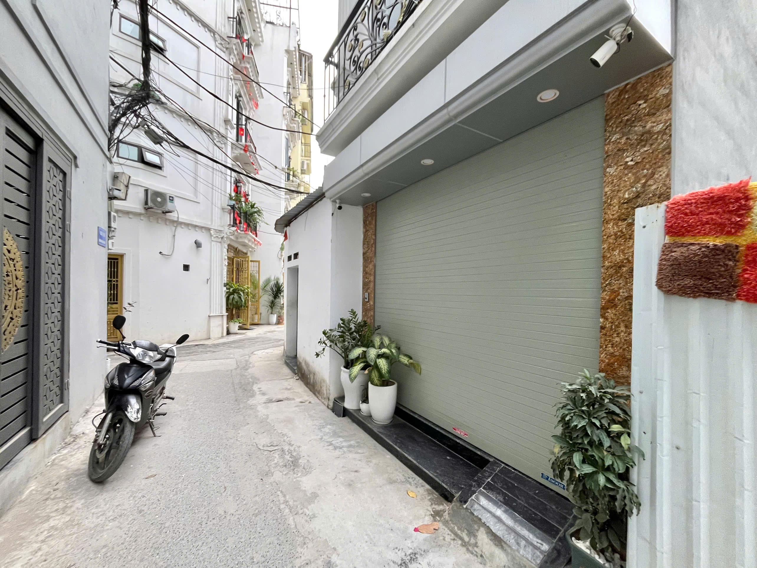 Bán nhà ở – Gần ĐH Công Nghiệp B – Ô tô 7 chỗ đỗ cửa – Đường thông các ngả